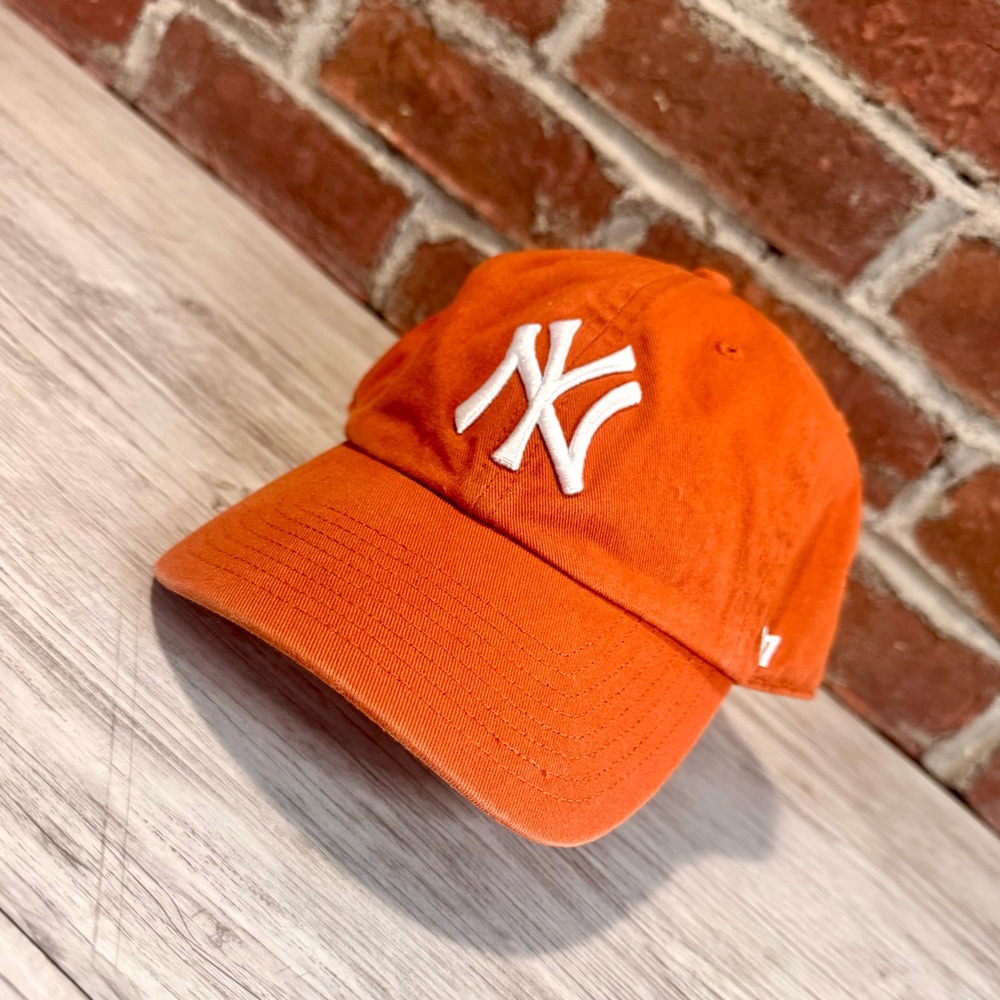 47 New York Yankees Adjustable Hat - Picture 7 of 10